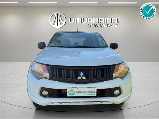 MITSUBISHI L200 TRITON 2.4 16V TURBO DIESEL SPORT GLS CD 4P 4X4 AUTOMÁTICO MITSUBISHI L200 TRITON 2.4 16V TURBO DIESEL SPORT GLS CD 4P 4X4 AUTOMÁTICO